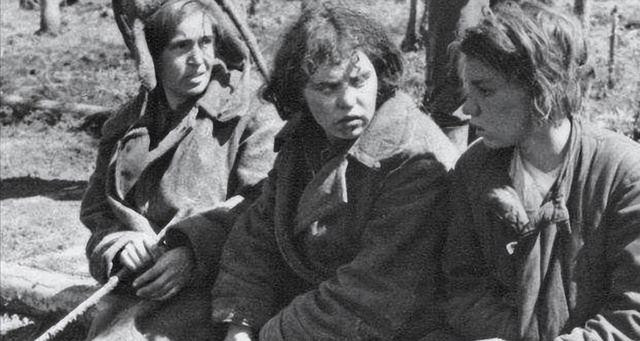 日军是如何虐待美国女战俘的？用独特“烧烤”酷刑，简直没有人性