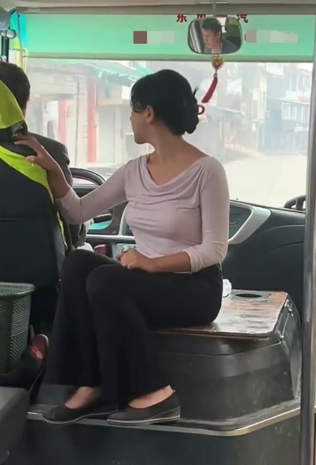 坐上这辆车，你离家就不远了