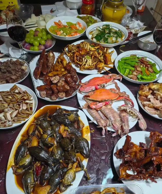 谁能猜出这是哪个城市的菜系？
