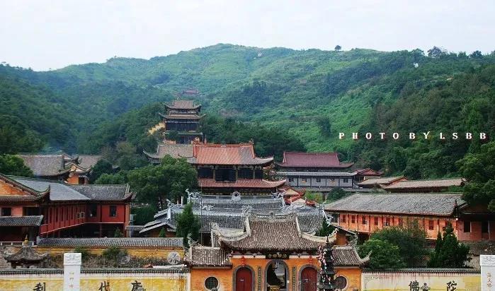 历史上曾经多次灭佛，现在佛怎么样了？在生产力落后的古代社会，年轻力壮的劳动力，不