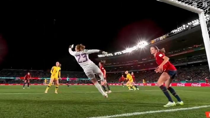 女足世界杯西班牙队2比1战胜瑞典队，首次挺进决赛