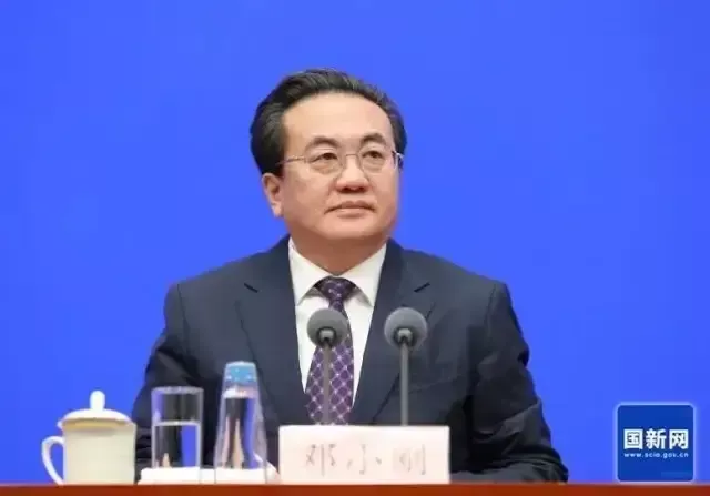 近日，在国新办召开的新闻发布会上，农业农村部副部长邓小刚激动地向大家介绍了202