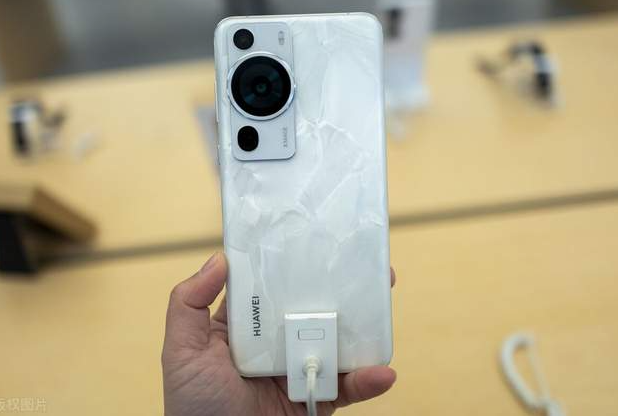 华为mate60的真正用处现在终于可以验证出来了。巴勒斯坦加沙所有通信和互联网服