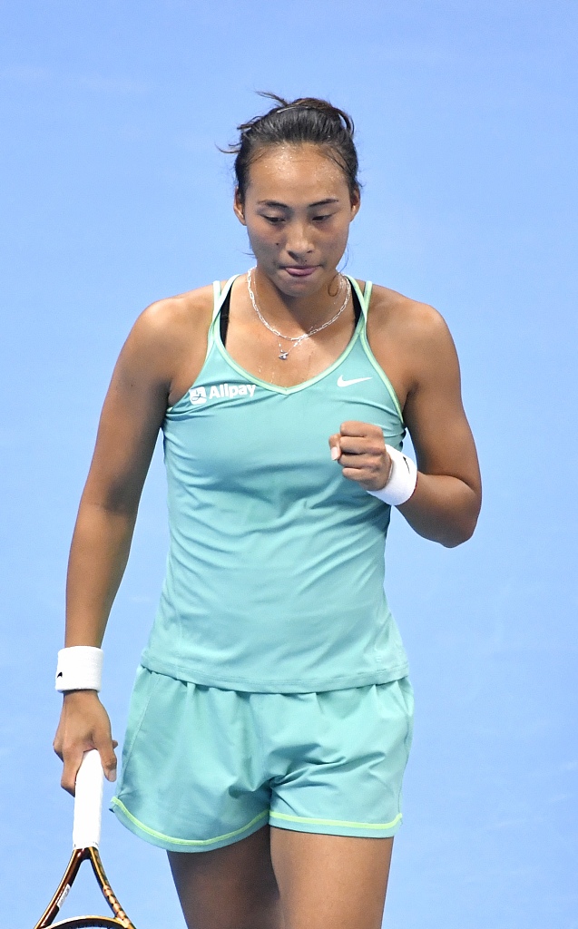 6-3！郑钦文先下一盘，距离四强只差一盘！
郑州公开赛一场备受关注的四分之一决赛