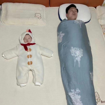 这应该就是下班回家后看到最温馨的一幕吧