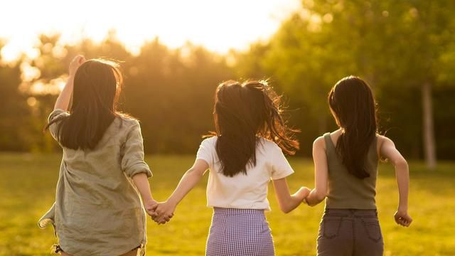 不愿意麻烦别人的人，为什么混不好