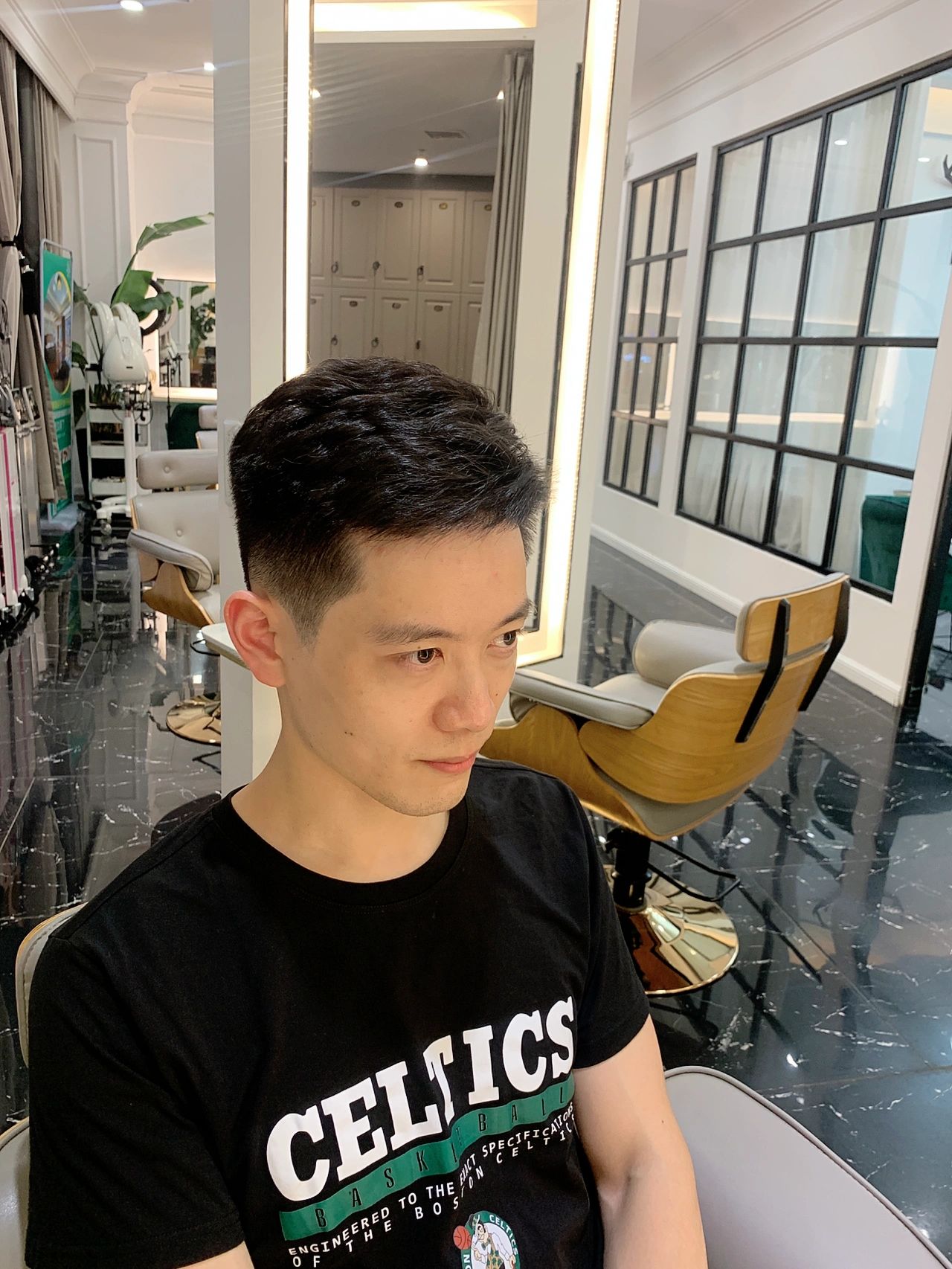 男士立体侧背男士发型
