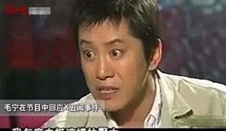 他8次上春晚，作死被捕入狱，今54岁仍无人问津，老搭档也断了联络