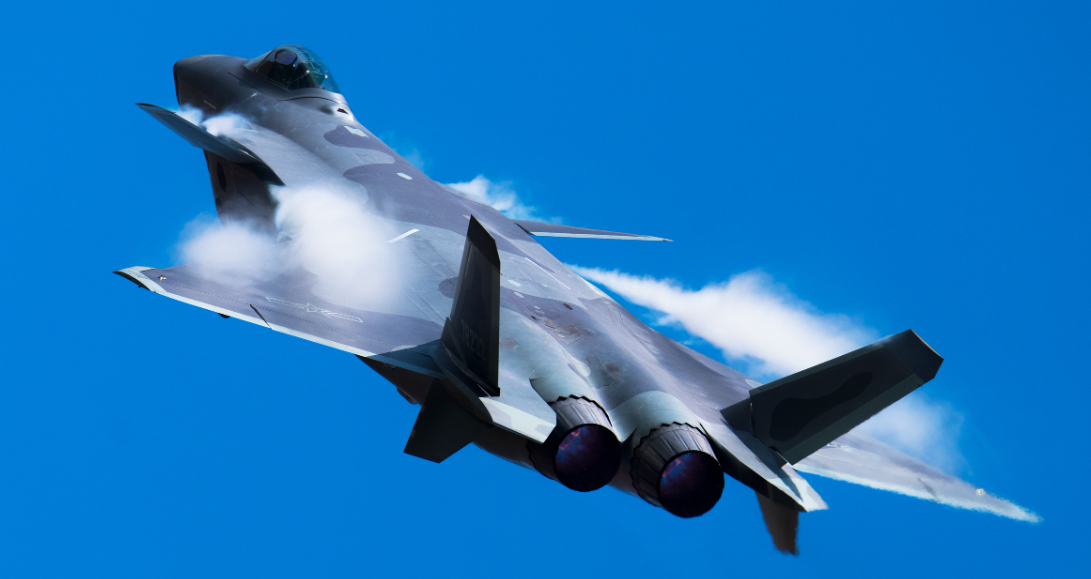 好消息：j-20没有机炮。坏消息：j-20的机炮自己会飞。


未来j-20主要