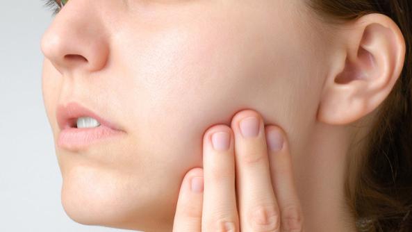 “糖友”除了控制好血糖，还在注意一个并发症——牙病