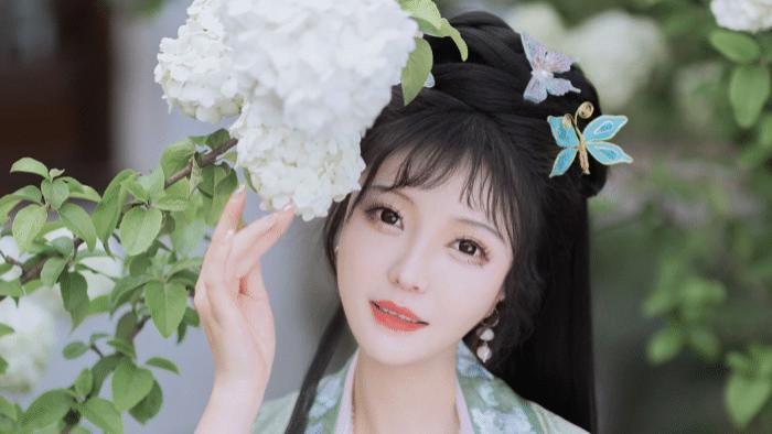 重金雇凶杀鸡的公主