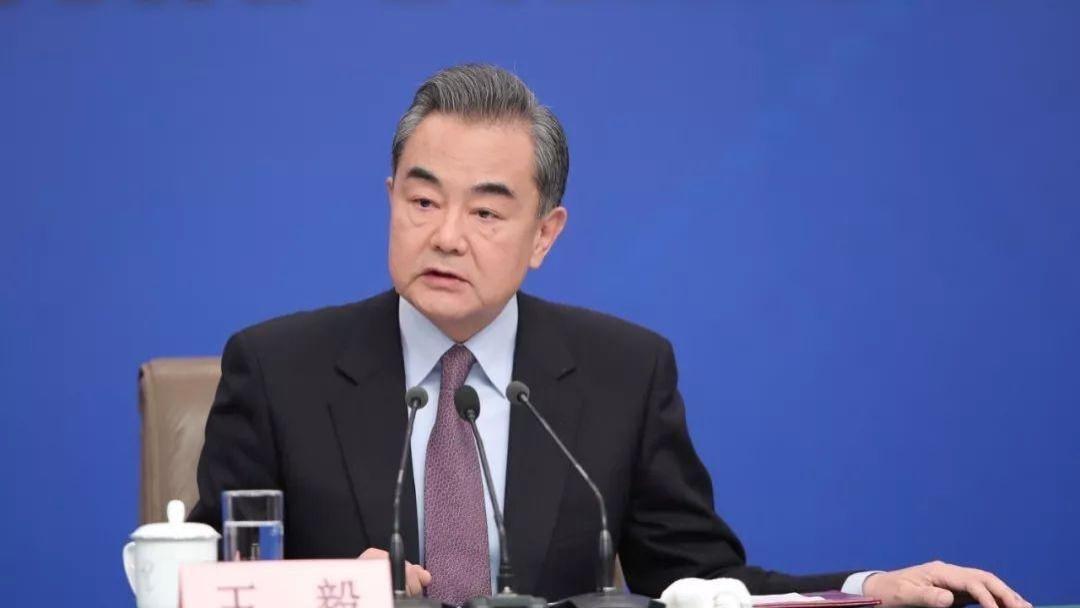 王毅还没到访俄罗斯，拉夫罗夫就喊话中国，外交部正式表态