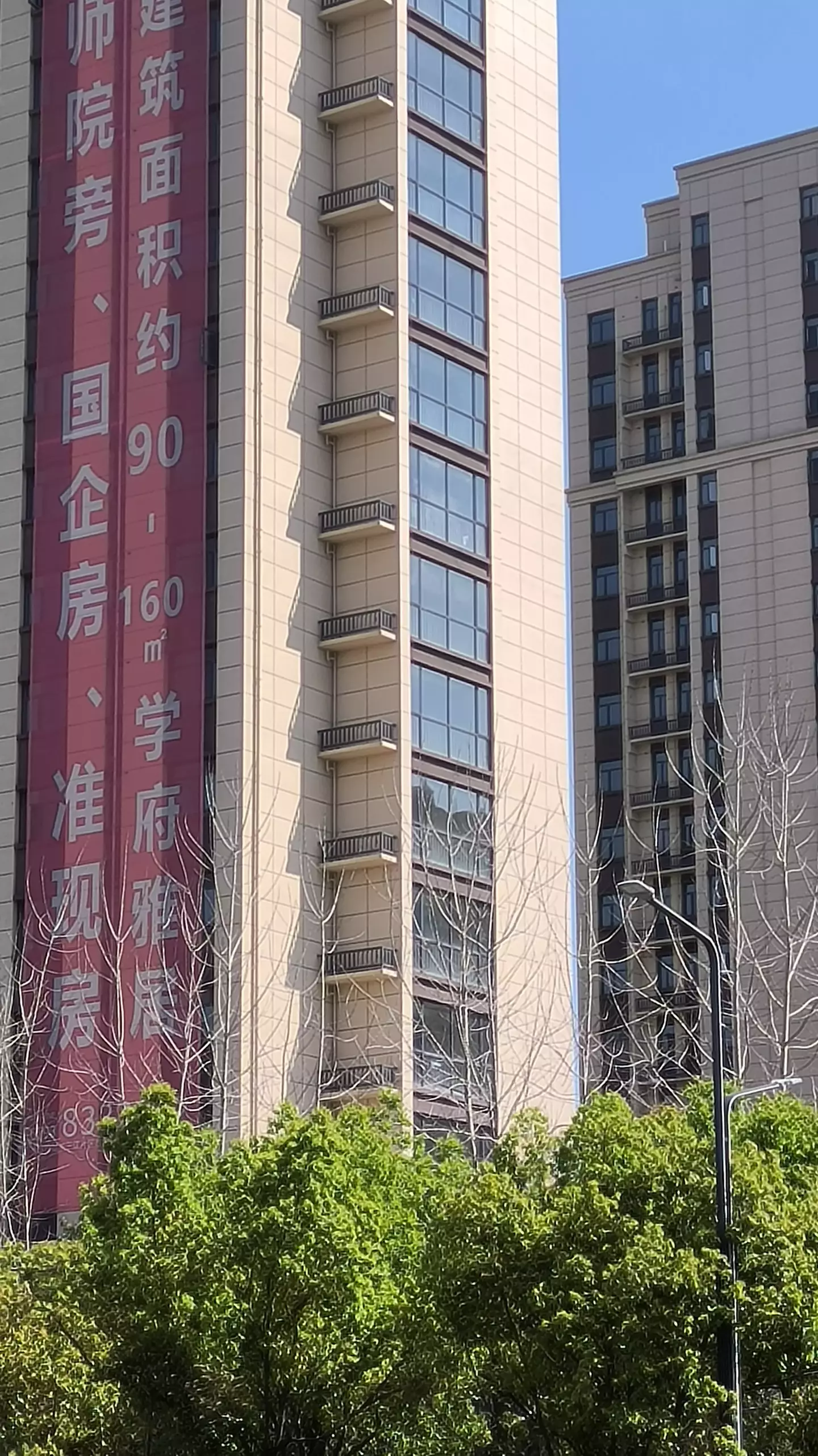 没门的阳台是干嘛的？