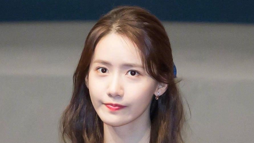 看完学生时期的林允儿照片，让我理解了为什么他被称为“亚洲第一女神”