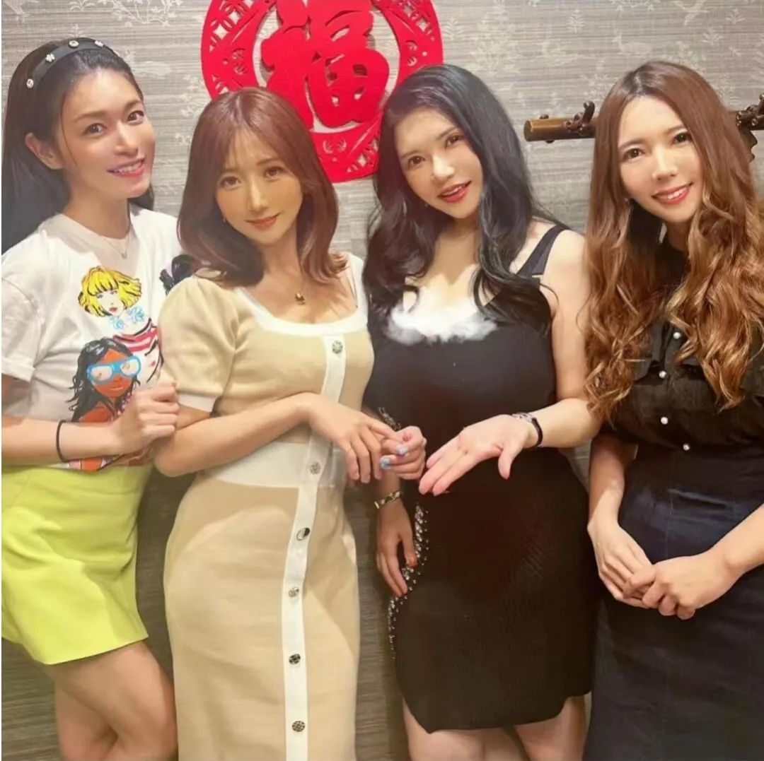 日本也开了全聚德，老师们一起来品尝 ​​​