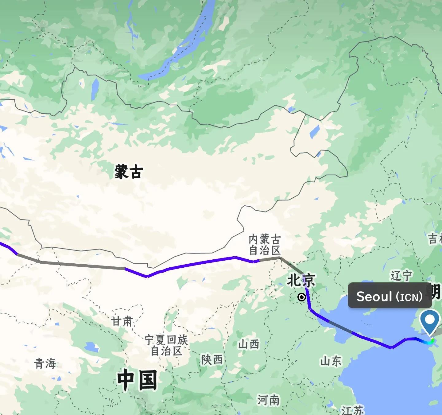 
韩国总统出访荷兰专机飞行航线图。北京市区上空不给他过，得绕着飞过去。

其中超