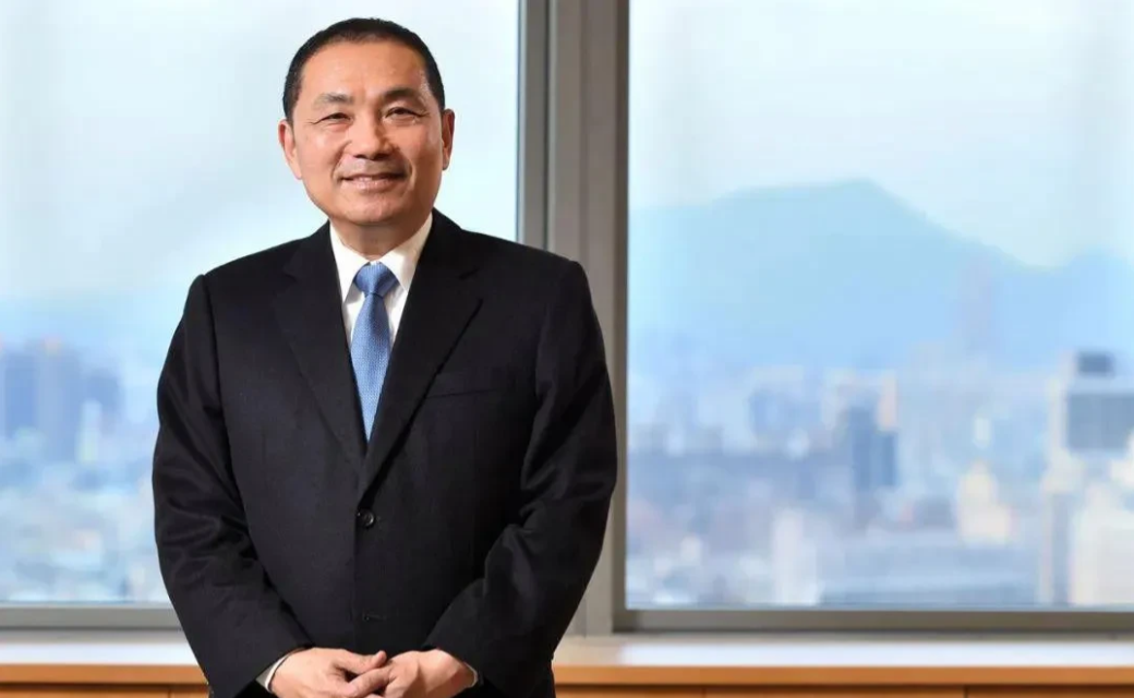 侯友宜：我就是反对“台独”，但不认可“一国两制”。
评：两岸局势未来的出路只有一