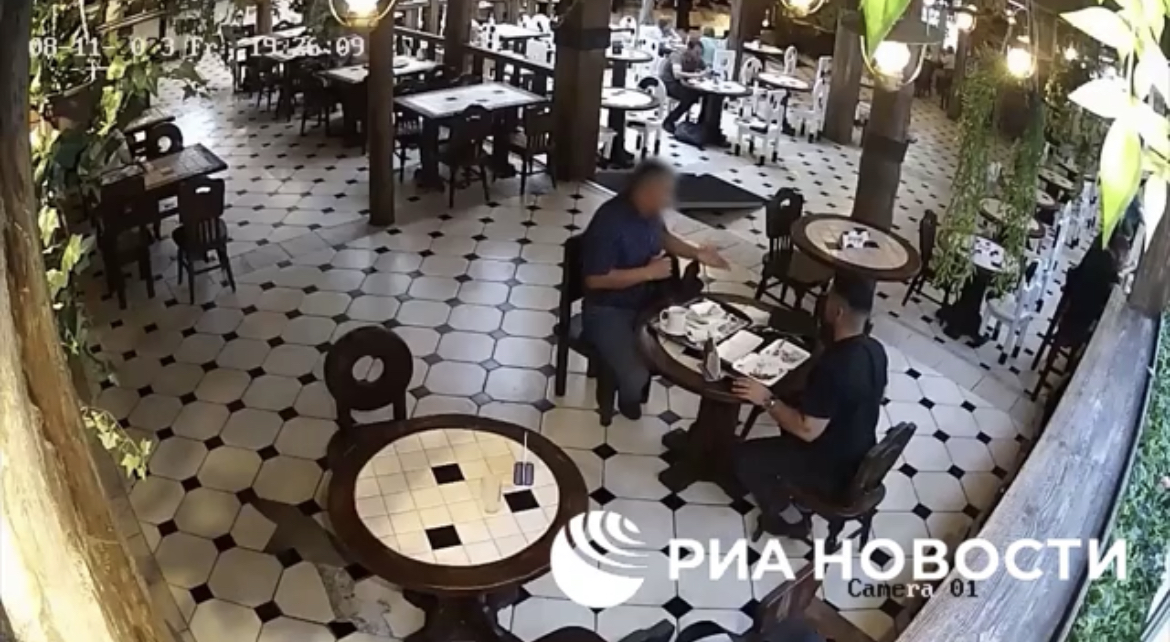 给钱什么都敢干，俄罗斯军火商为赚美元，向乌克兰走私战斗机零配件。俄罗斯联邦安全局