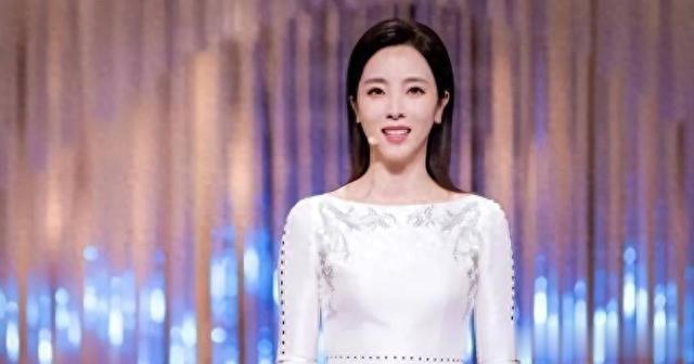 李思思“暴露无遗”？这一次她的狐狸尾巴显露来了