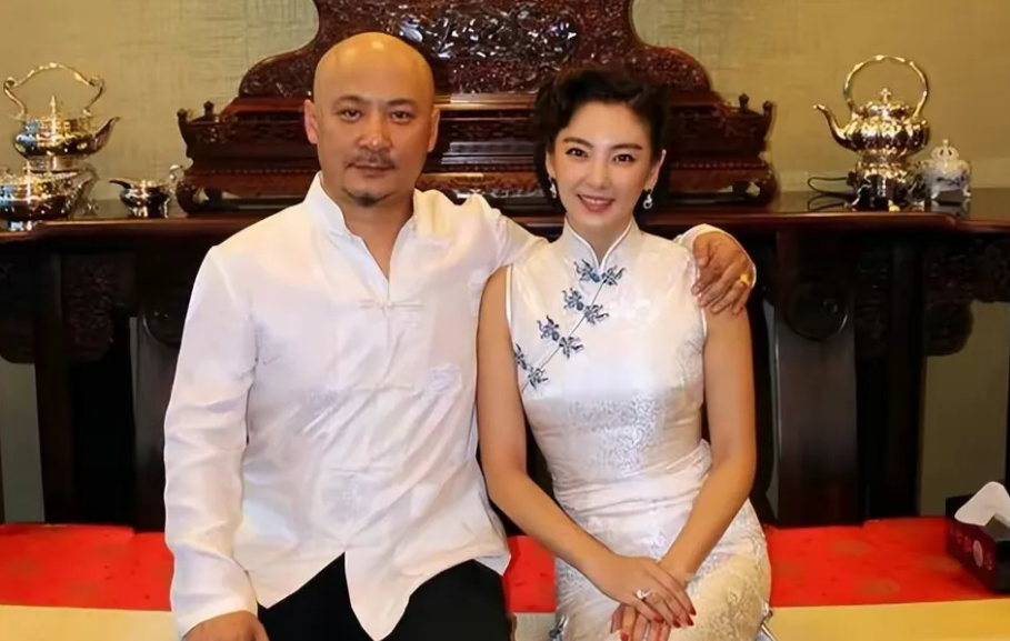 娱乐圈10大“性丑闻”：一个比一个劲爆，撕开娱乐圈最肮脏的一面
1.陈冠希“照片