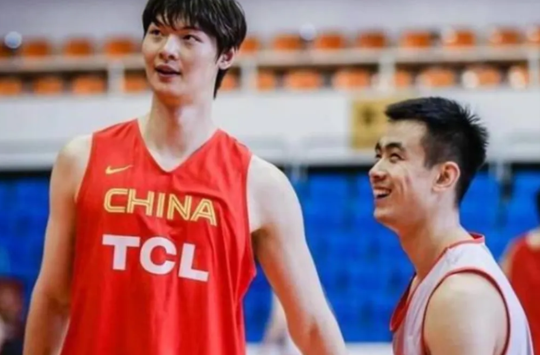 王哲林、赵继伟本次亚运会后应该会逐渐淡出中国男篮， 毕竟年龄不小了，而且已经球员