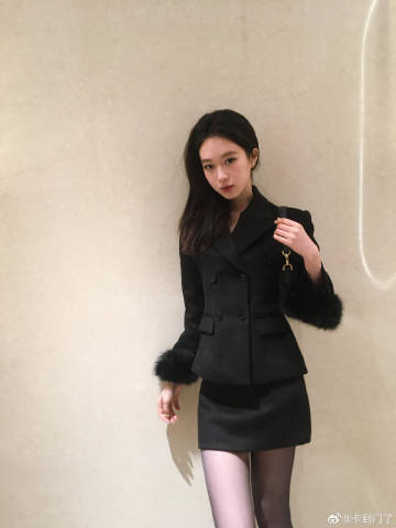 这么漂亮的意思是… ​