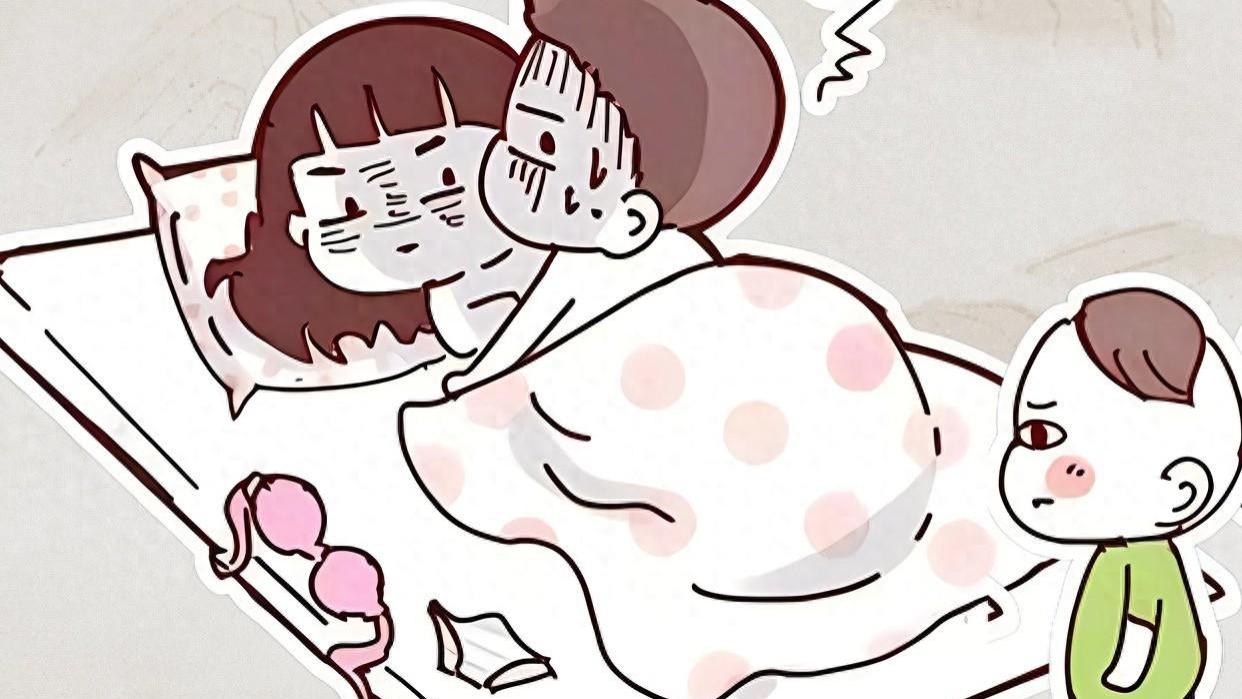 爸爸你为什么压着妈妈? 这样回答才不尴尬‼️