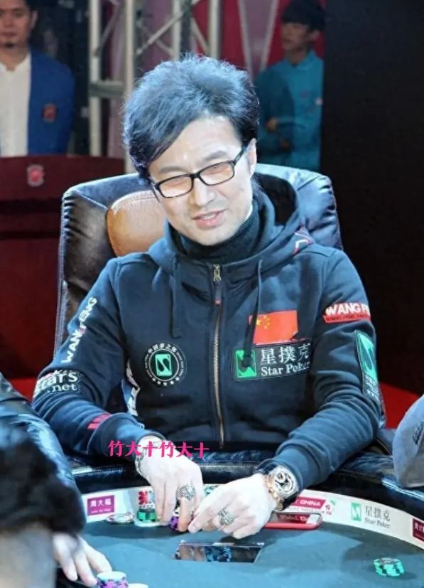 实锤了，不怪章子怡和他离婚，原来他爱好这个，喜欢玩这个有多少钱也白扯，章子怡和他