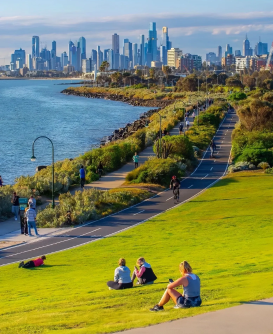 人生铁律，明白12条受益一生：

1、没有通天手段，哪来家财万贯。富在术数，不在