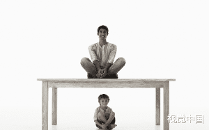 早上忘记叠被子，我爸把我从学校拎回家叠被子