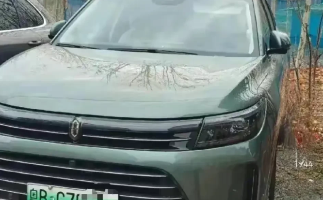 小米汽车到底能不能买？其实很简单就看雷军自己日常开不开小米汽车上下班。
问界出来