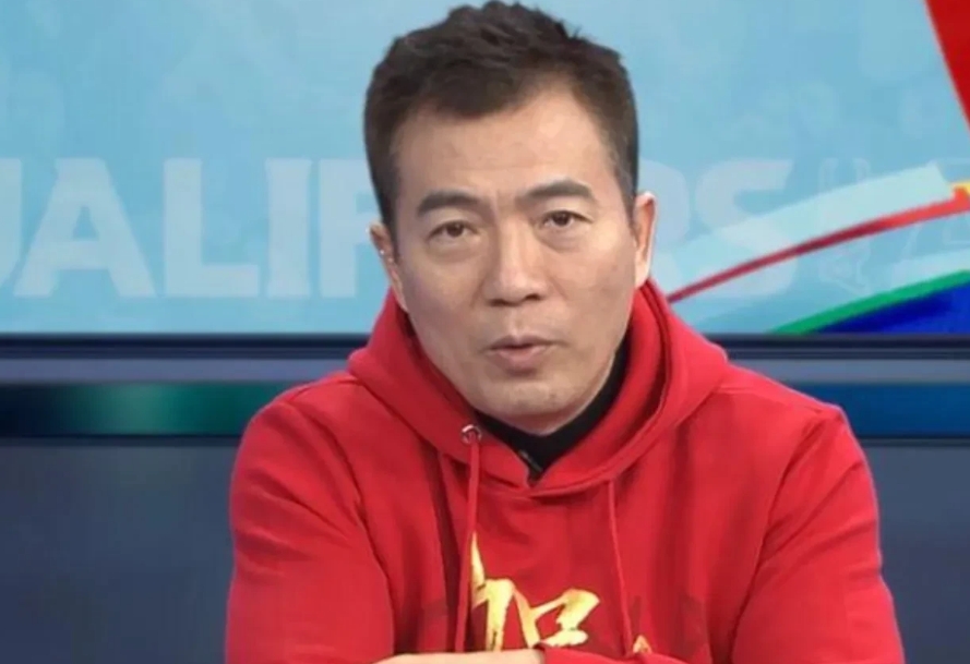大爆冷！亚洲杯塔吉克斯坦6-4阿联酋晋级8强，赛后黄健翔被塔吉克斯坦震惊到了
塔