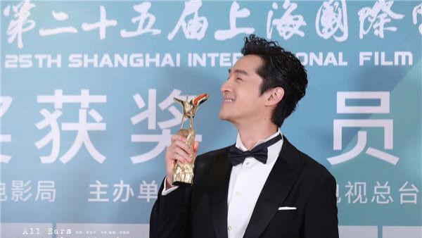 胡歌新电影《不虚此行》定档，一部讲述普通人故事的温暖之作