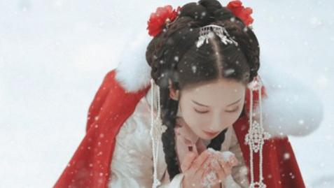 我是病娇上神的白月光替身，为了逃离他我跳下凡间，却没想到他跟着追了上来