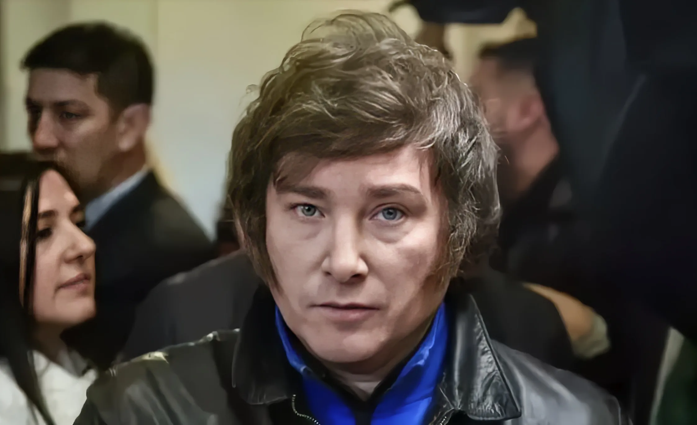 阿根廷新总统接下来的三件事出炉：
①第一件事：米莱要求英国马上归还马岛

②第二