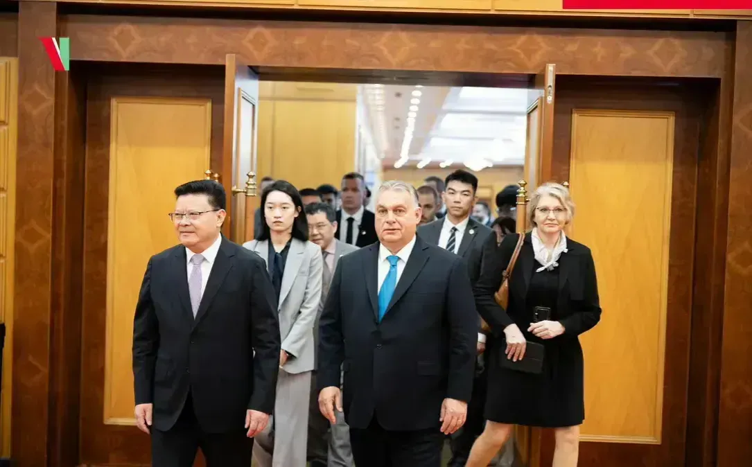 一带一路”高峰论坛结束后，各国政要的去向：

1、匈牙利总理：深圳
2、莫桑比克