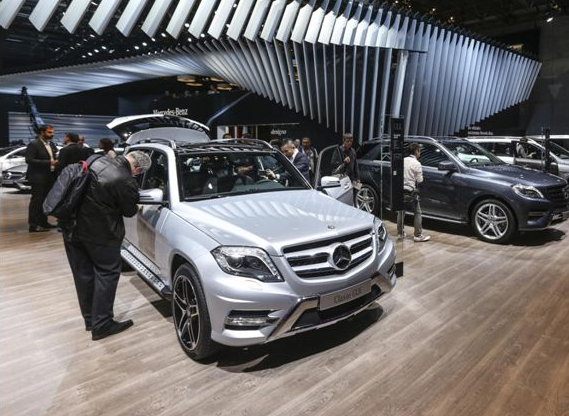 德国9月总共卖出了20多万辆汽车。
令人惊讶的是，在中国卖的一塌糊涂、被逼退出中