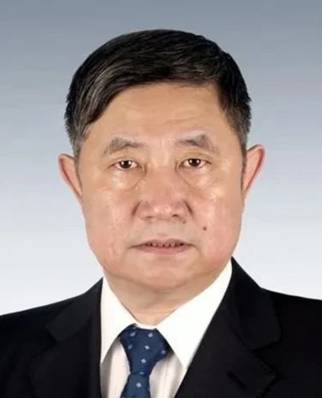 赵润田同志的一句“贪污50万者，当判死刑”，犹如一枚重磅炸弹，让整个社会陷入了空