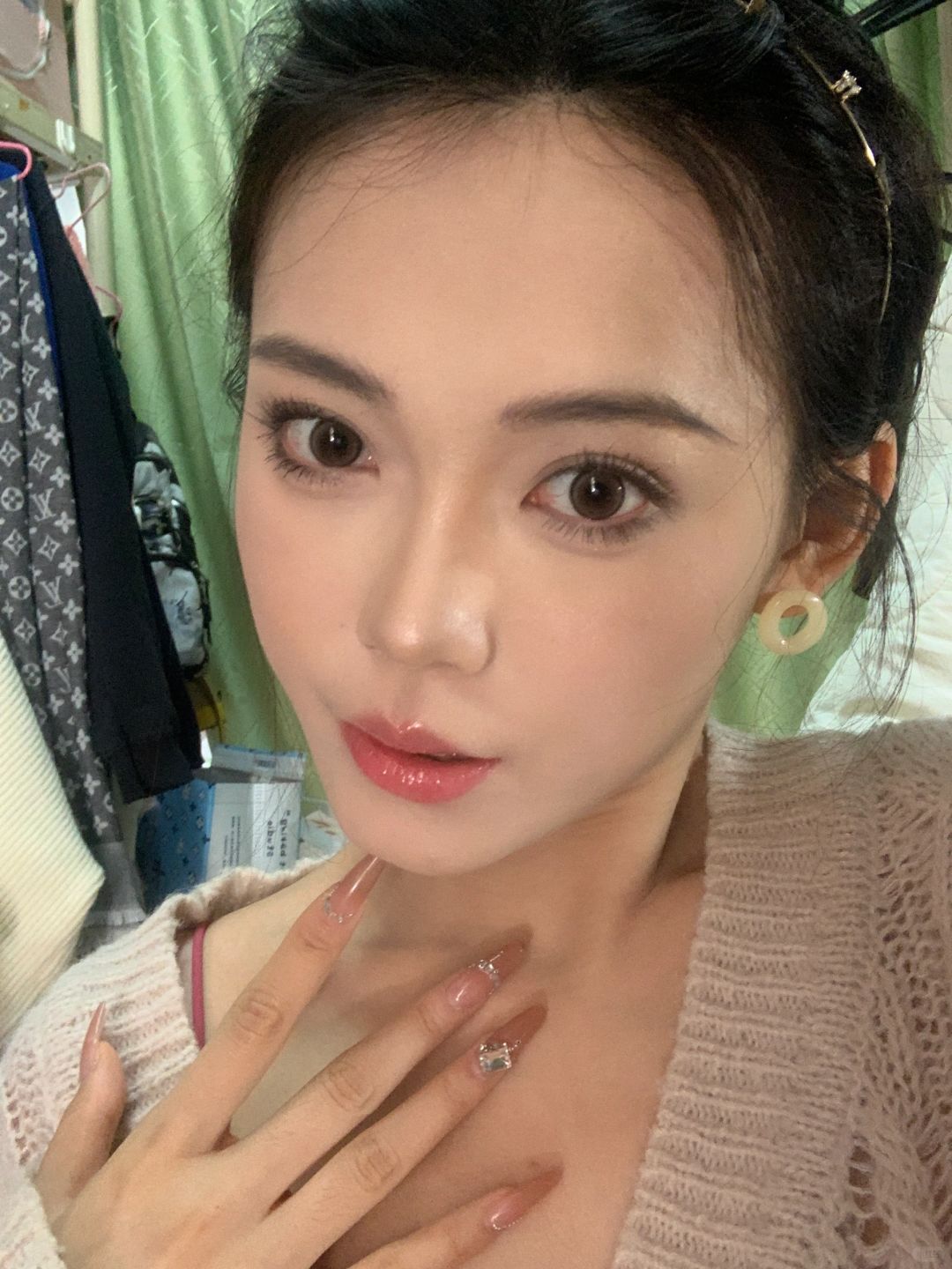 朋友说我放弃浓妆后开始嘎嘎乱鲨！