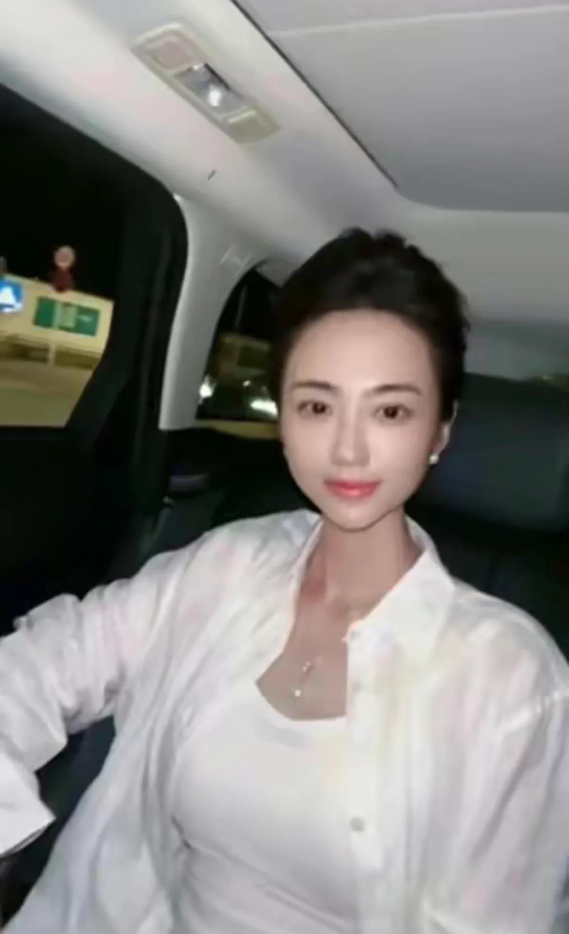 厉害了！恒大歌舞团团长白珊珊近况被爆出！一时间，网友们纷纷表示震惊和好奇。白珊珊