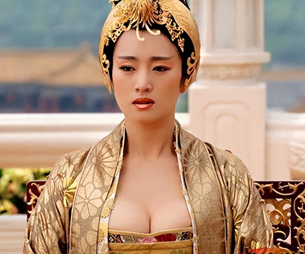 巩俐最想删减的作品，40分钟的大时尚出演不堪回首，如今也算坦然
巩俐是中国电影界