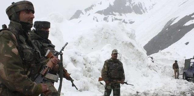 印度总理做出惊人之举，宣称“这是14亿印度人的力量”

咱们的邻国印度一直有雄心