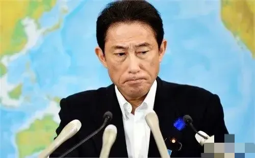 听说了吗？今天有个爆炸性的新闻，就是日本终于承认了！对，你没听错，就是联合早报上