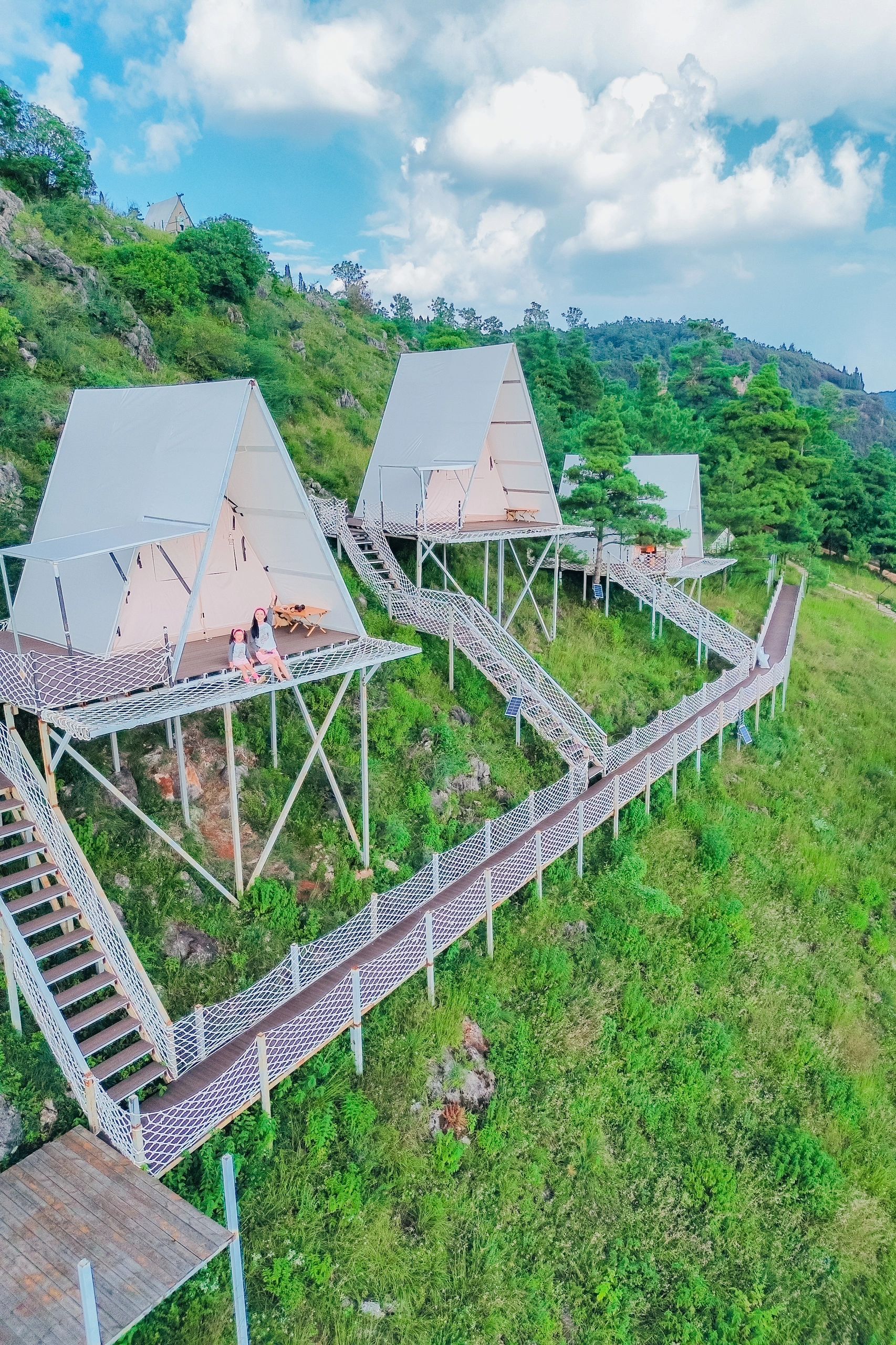 吹爆这个大山深处的避世营地｜遛娃日记