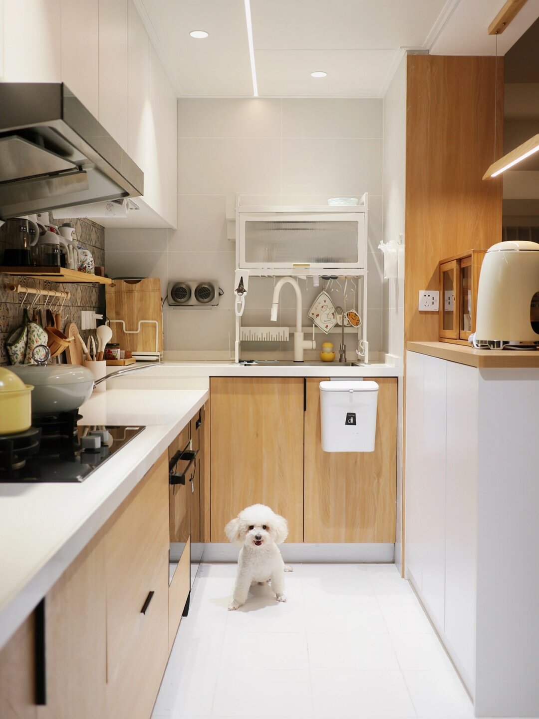 6㎡高效U型开放式厨房越用越顺手｜附尺寸
入住半年多，经过一些添置，6㎡的原木风