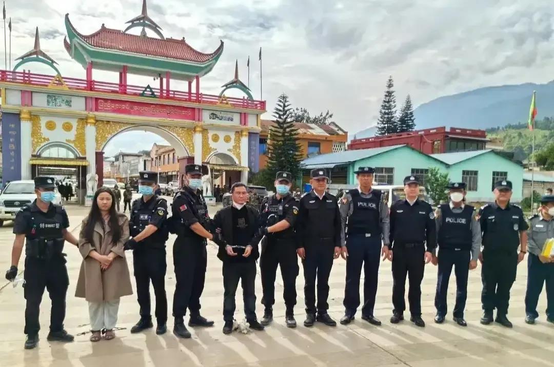 随着缅甸明学昌家族的灭亡，缅北诈骗也要走到尽头了。明学昌的儿子明国平和孙女明珍珍