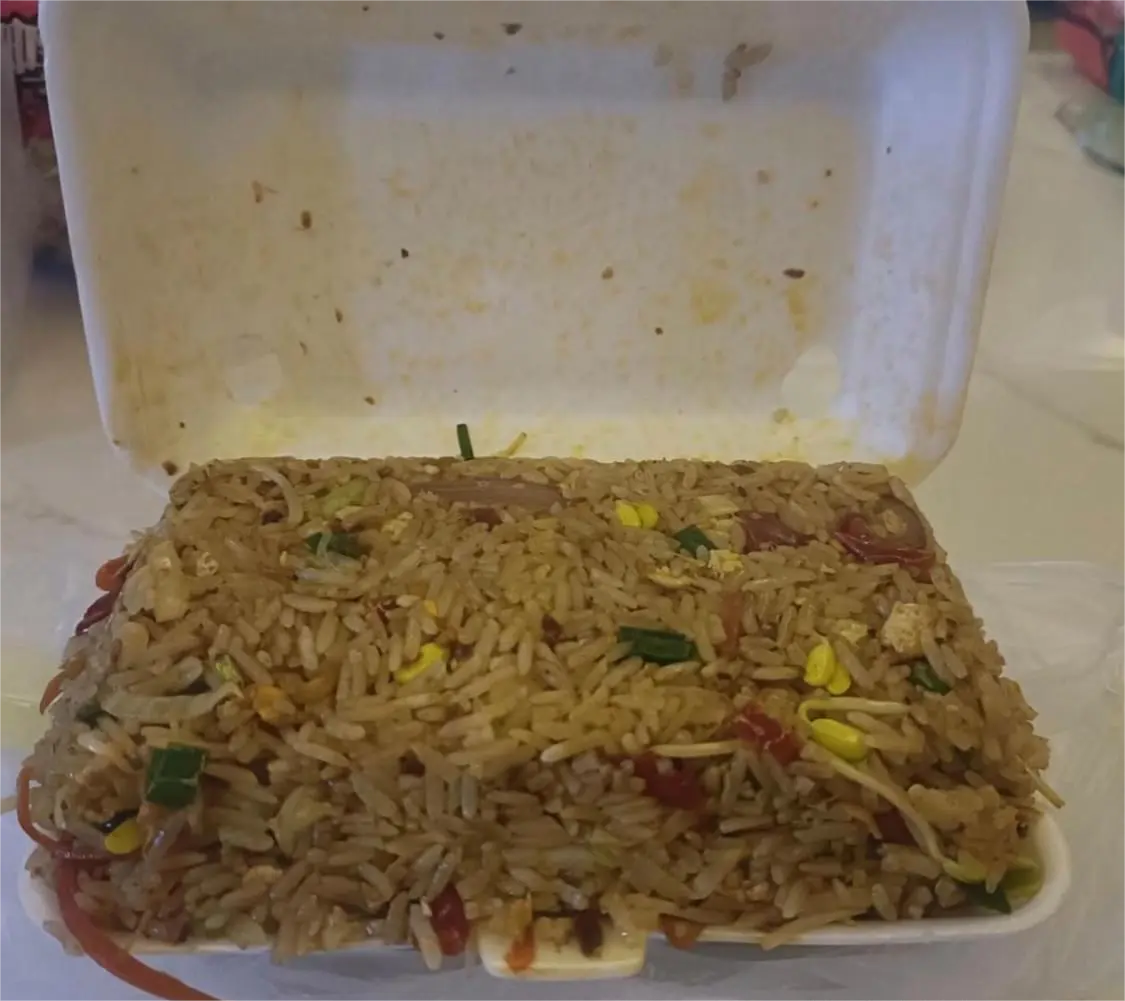 10快钱的盒饭，值吧！