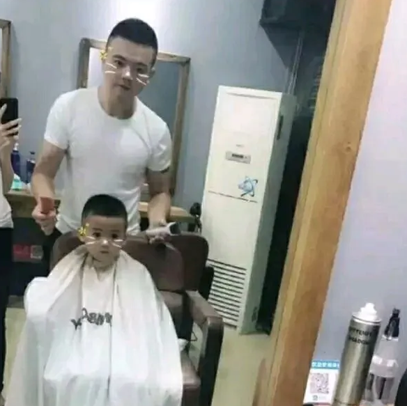超级开心，老婆带孩子去她经常去的那家店理发，因为老婆总去，理发师不收钱，省了20