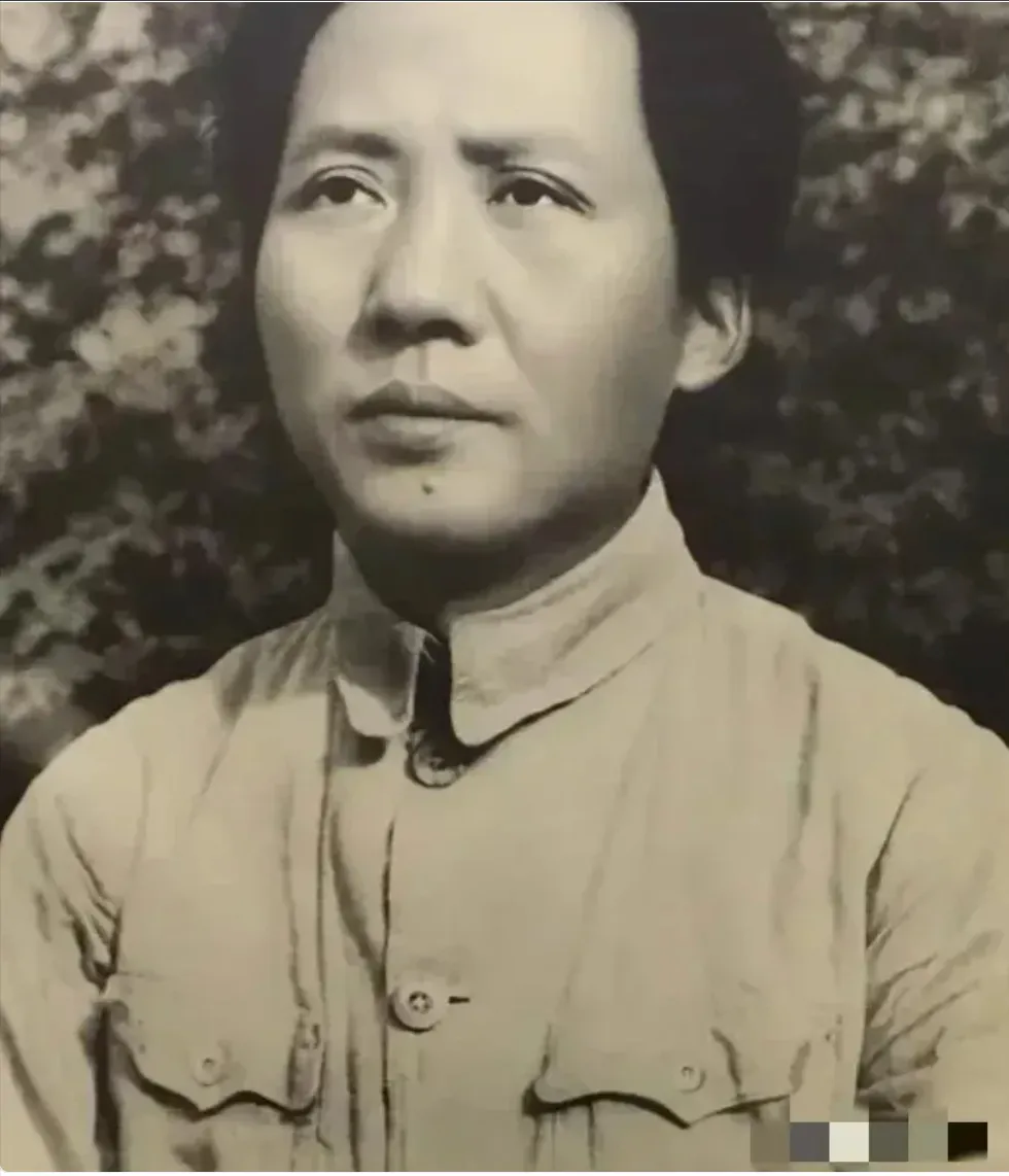 谁敢体验他的人生？别说100年前，就是现在你敢吗？

估计不会有人敢，更别说那个