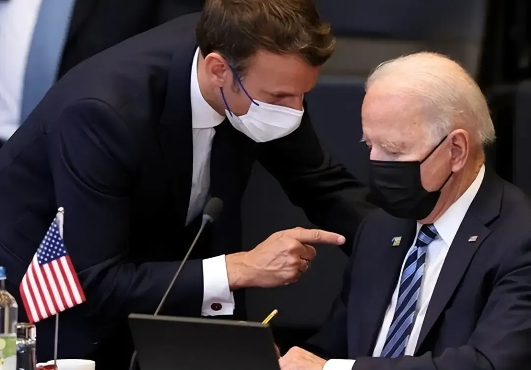 在俄乌冲突的背景下，欧盟国家对能源供应的依赖和安全问题引起了广泛关注。美国向欧盟